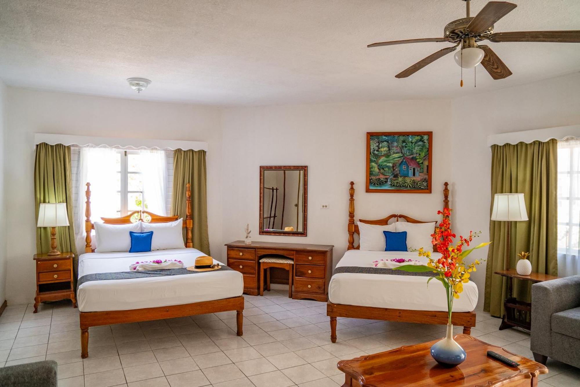 Merrils Beach Resort II Νεγκρίλ Εξωτερικό φωτογραφία