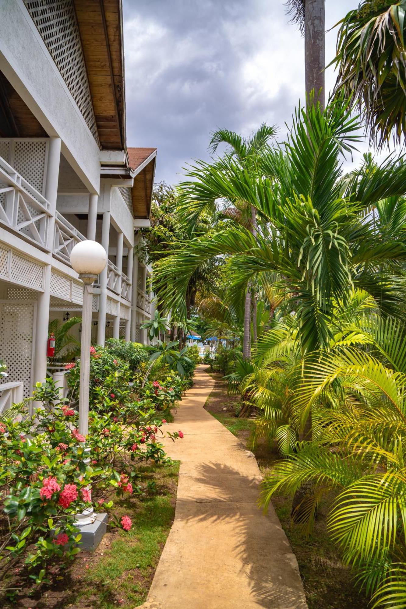 Merrils Beach Resort II Νεγκρίλ Εξωτερικό φωτογραφία