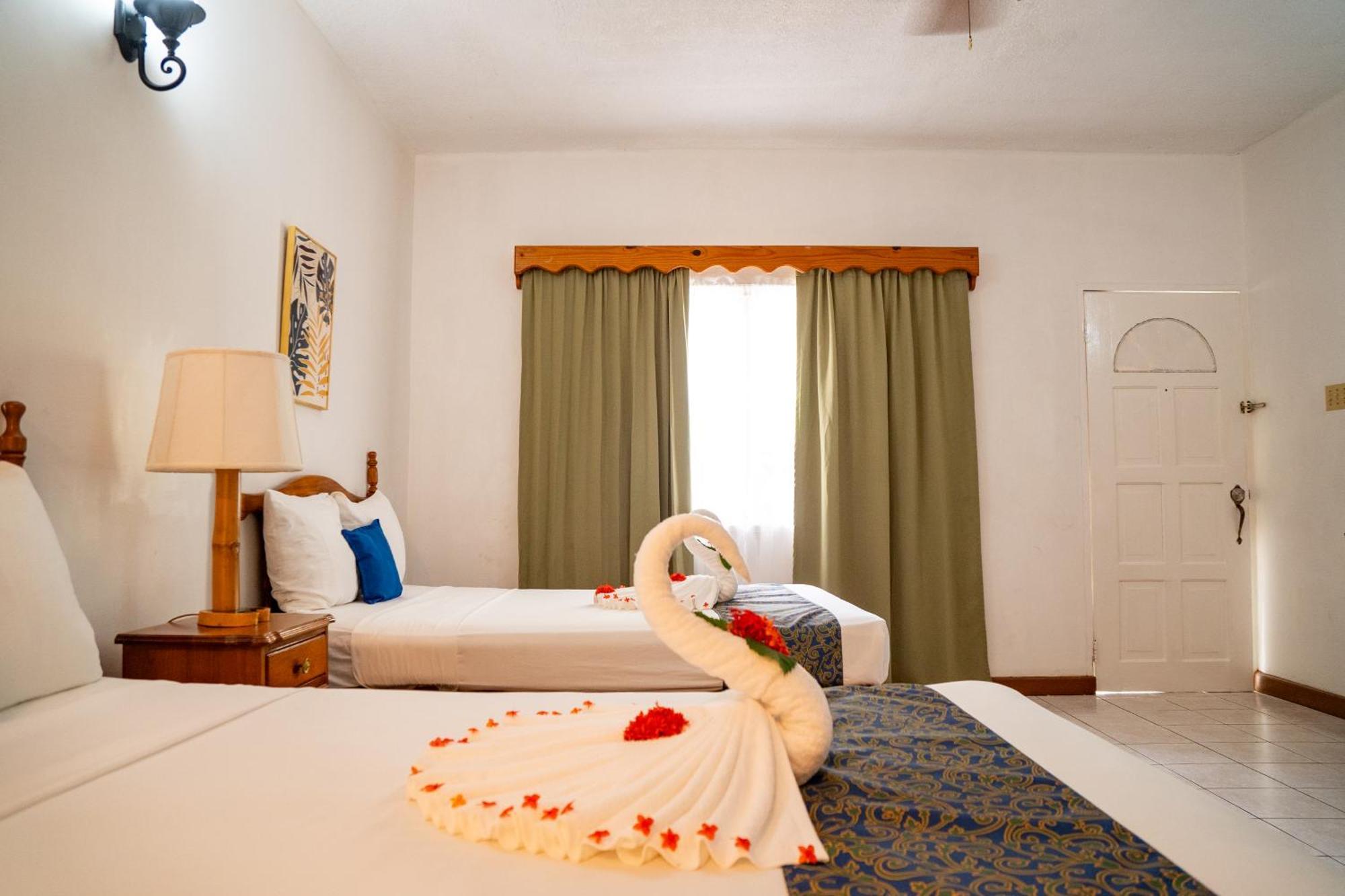 Merrils Beach Resort II Νεγκρίλ Εξωτερικό φωτογραφία