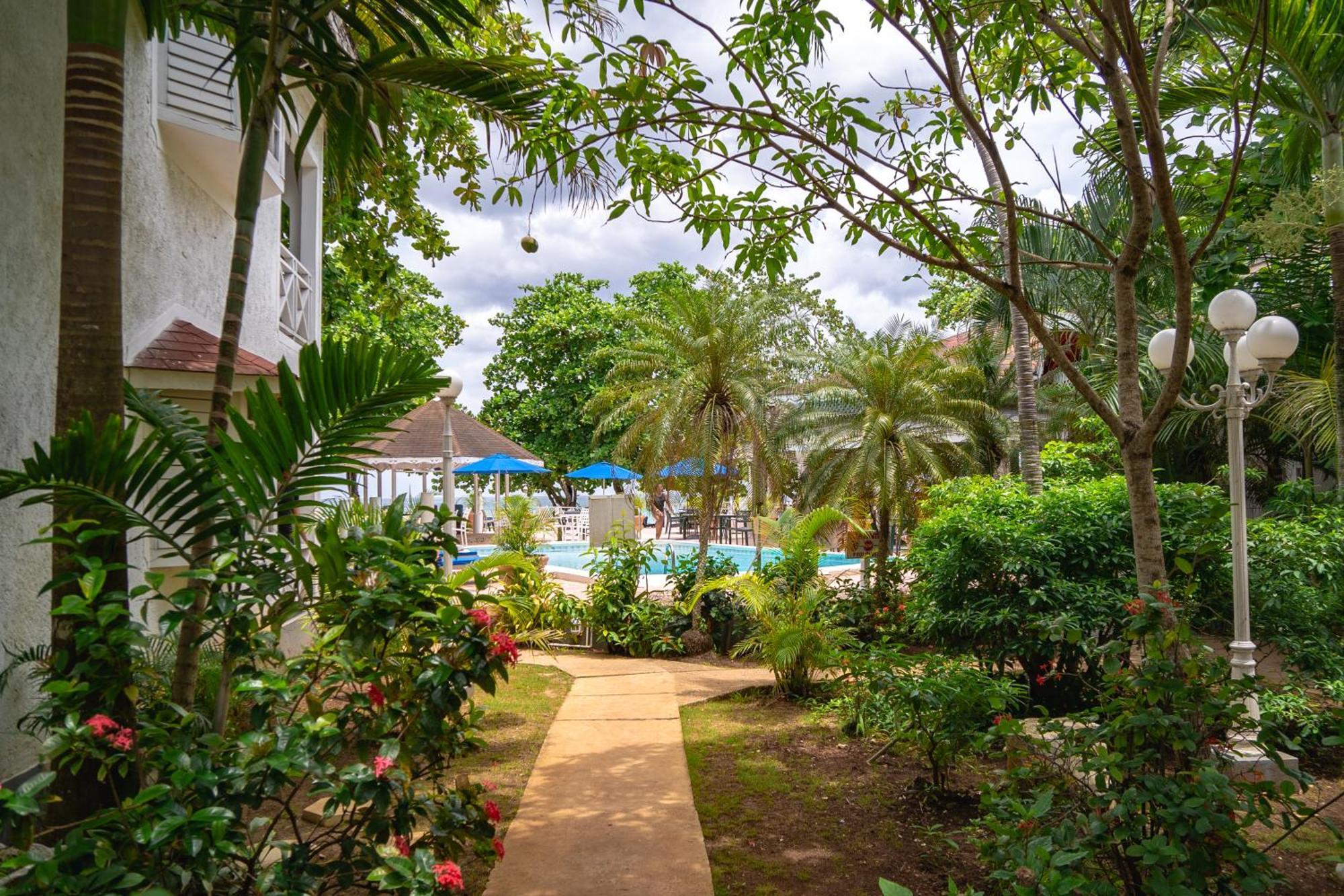 Merrils Beach Resort II Νεγκρίλ Εξωτερικό φωτογραφία